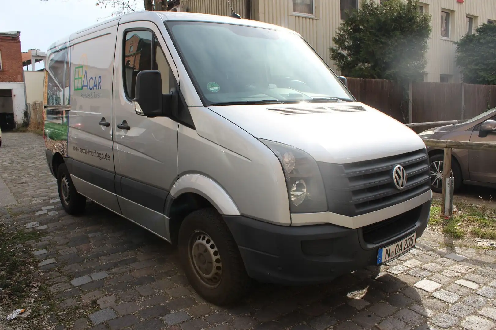 Volkswagen Crafter Kasten 30 kurz L1H1 Plateado - 2