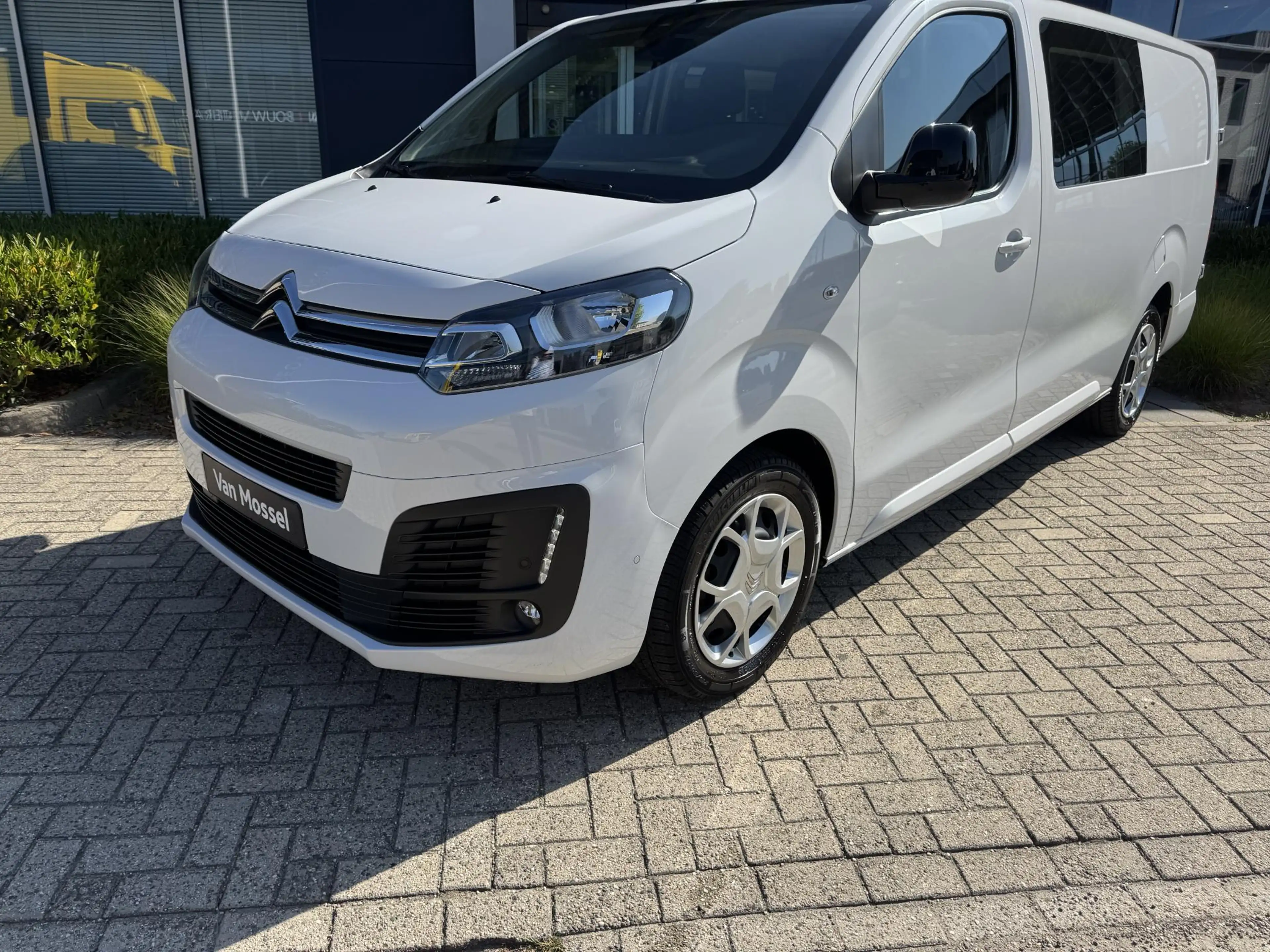 Citroen Jumpy 2.0 BlueHDI 145 L3 l Dubbel Cabine l Automaat — photo 2