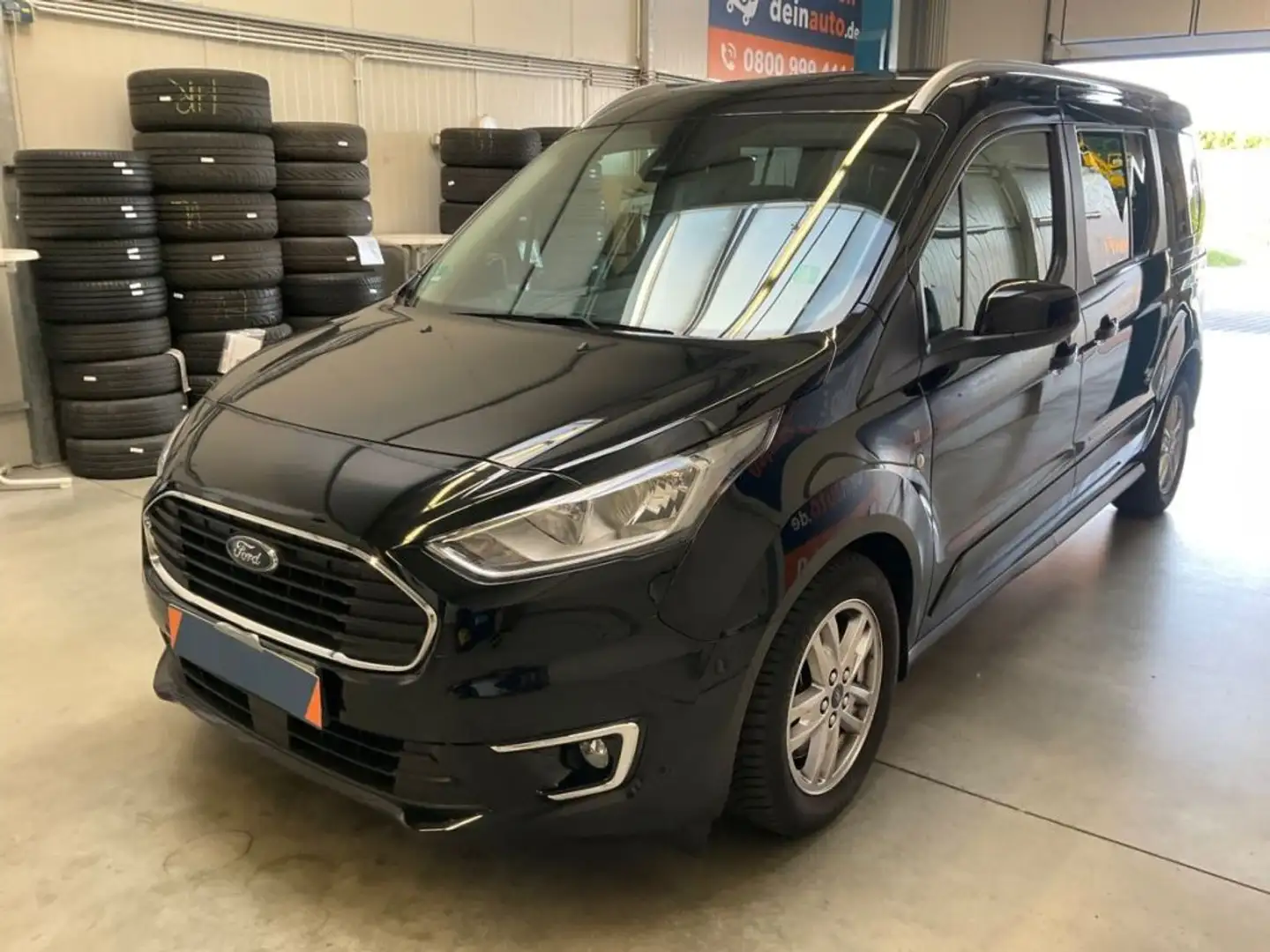 Ford Tourneo Connect Grand 1.5 EcoBlue Start/Stop Titanium Schwarz - 1