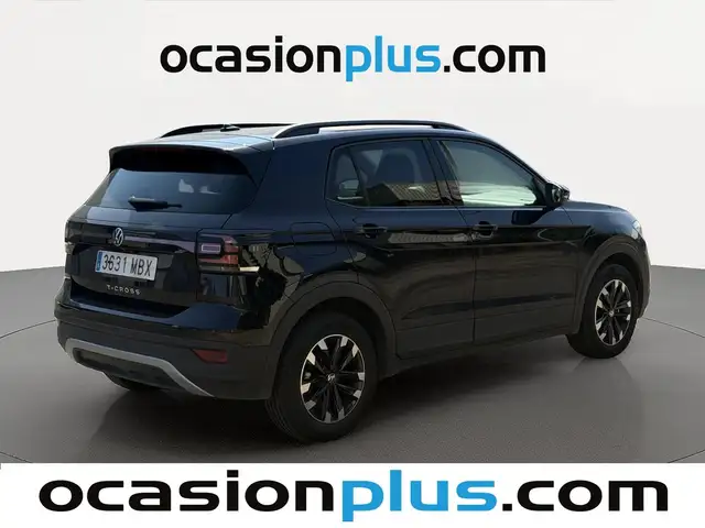 Volkswagen T-Cross view 4