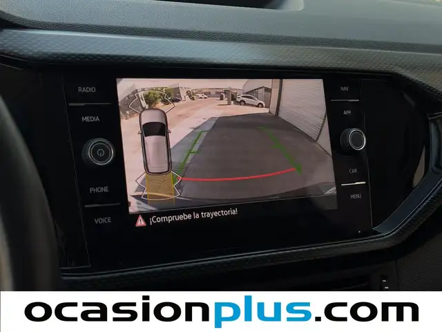 Volkswagen T-Cross view 7