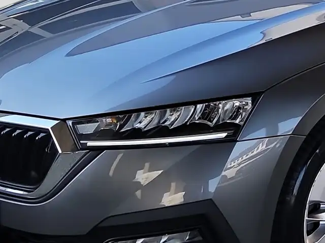 Skoda Octavia view 9