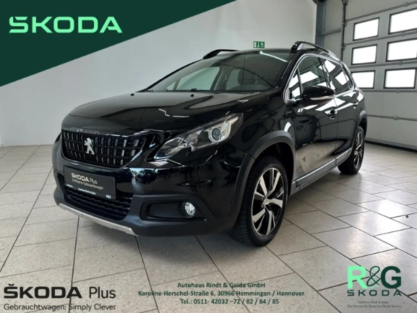 Peugeot 2008 Allure 1.2 PureTech 110 GT-Line Navi SHZ Schwarz - 1