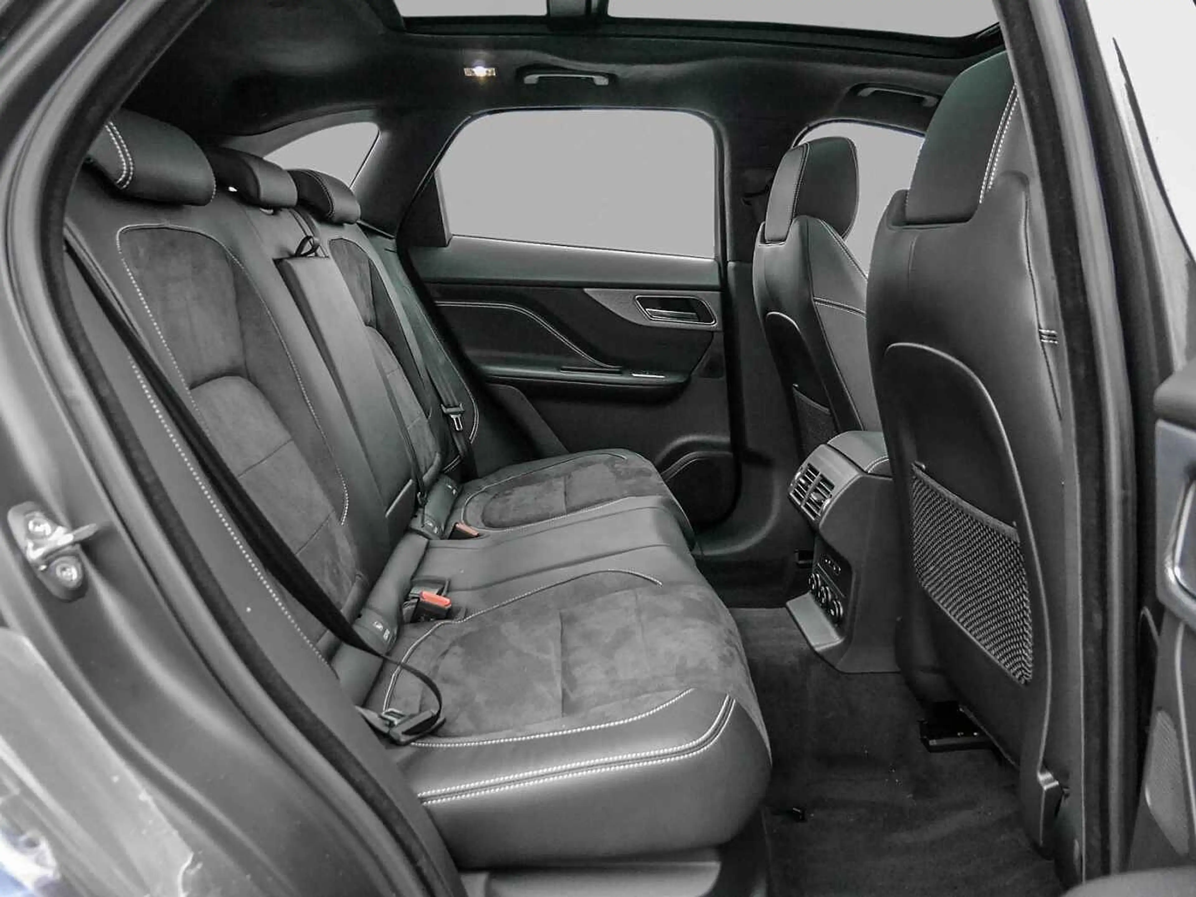 Jaguar F-Pace S 30d ANGEBOT — photo 5