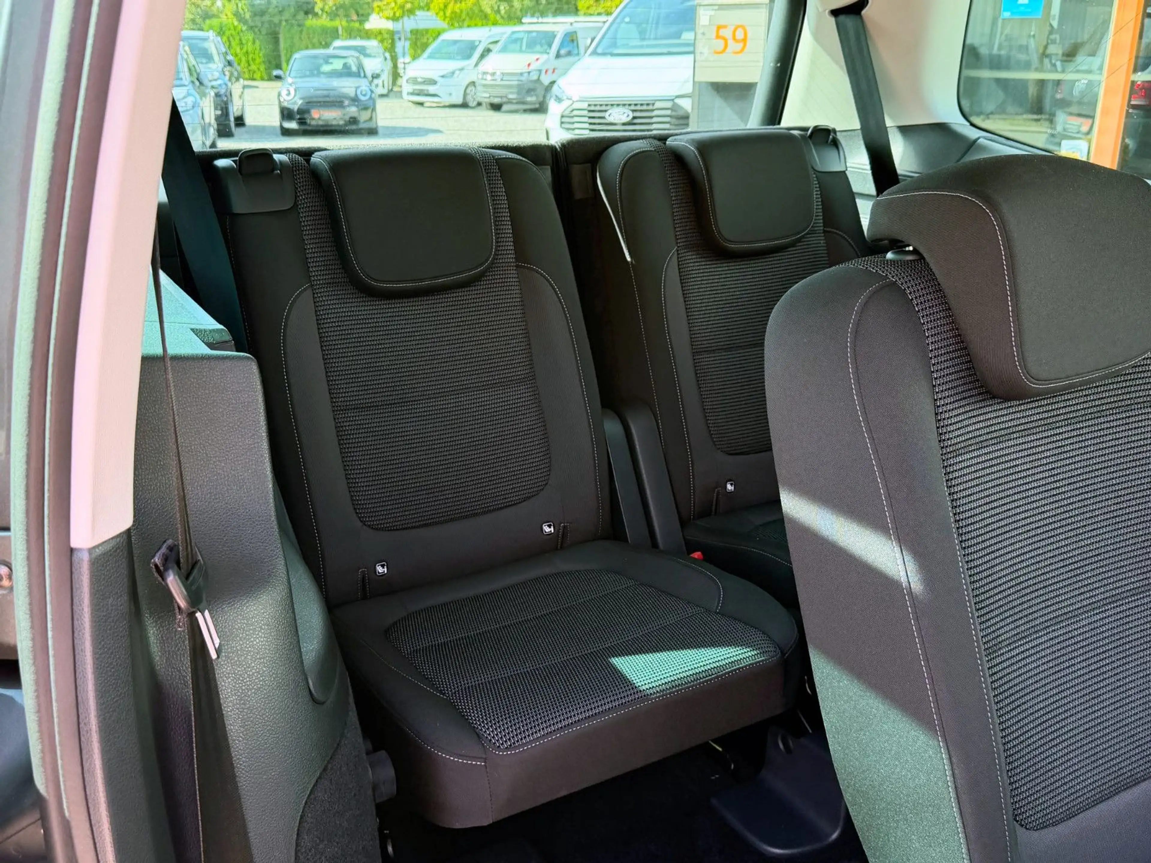 Volkswagen Sharan 1.4TSI Comfortline 7-Stz. ACC KAM AHK DCC — photo 13