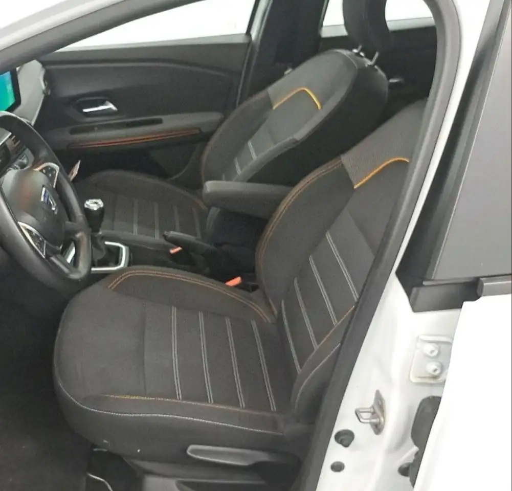 Dacia Sandero TCe 90 Essentiel