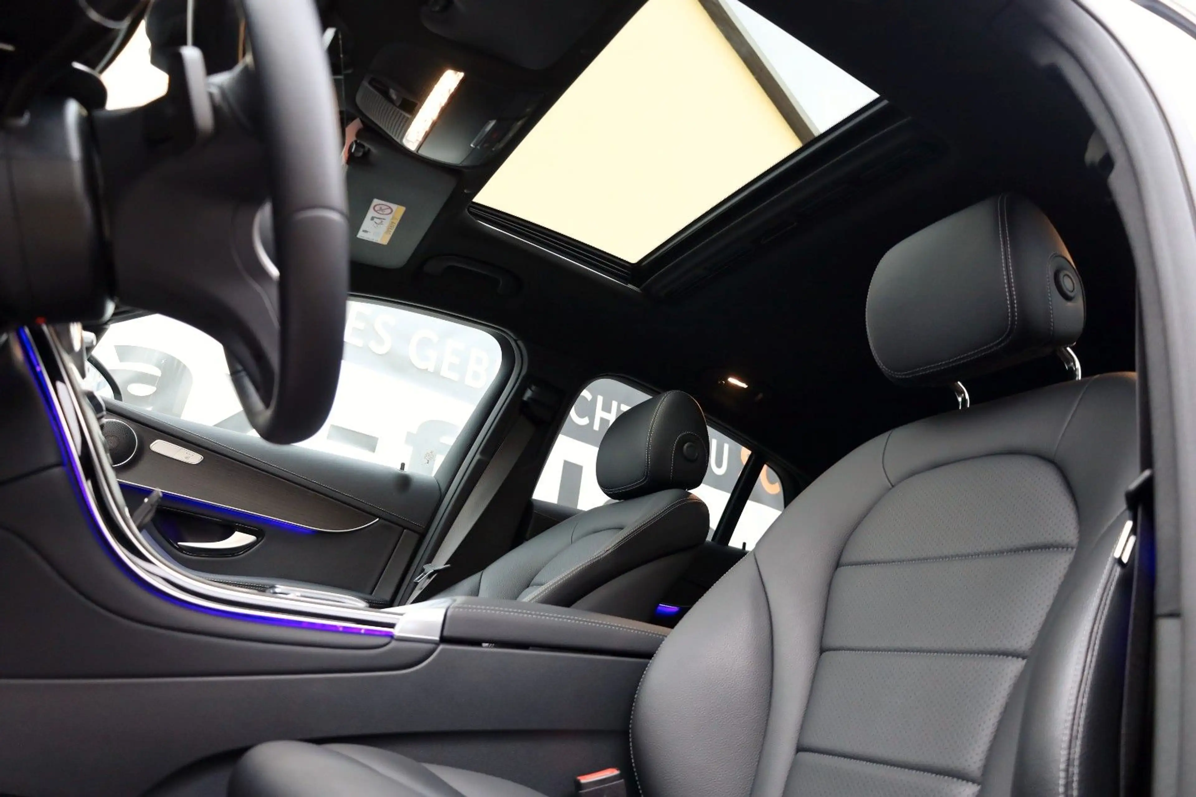 Mercedes-Benz GLC 300 de 4M Coupe,Leder,Navi,360Kamera,ACC,SD — photo 6