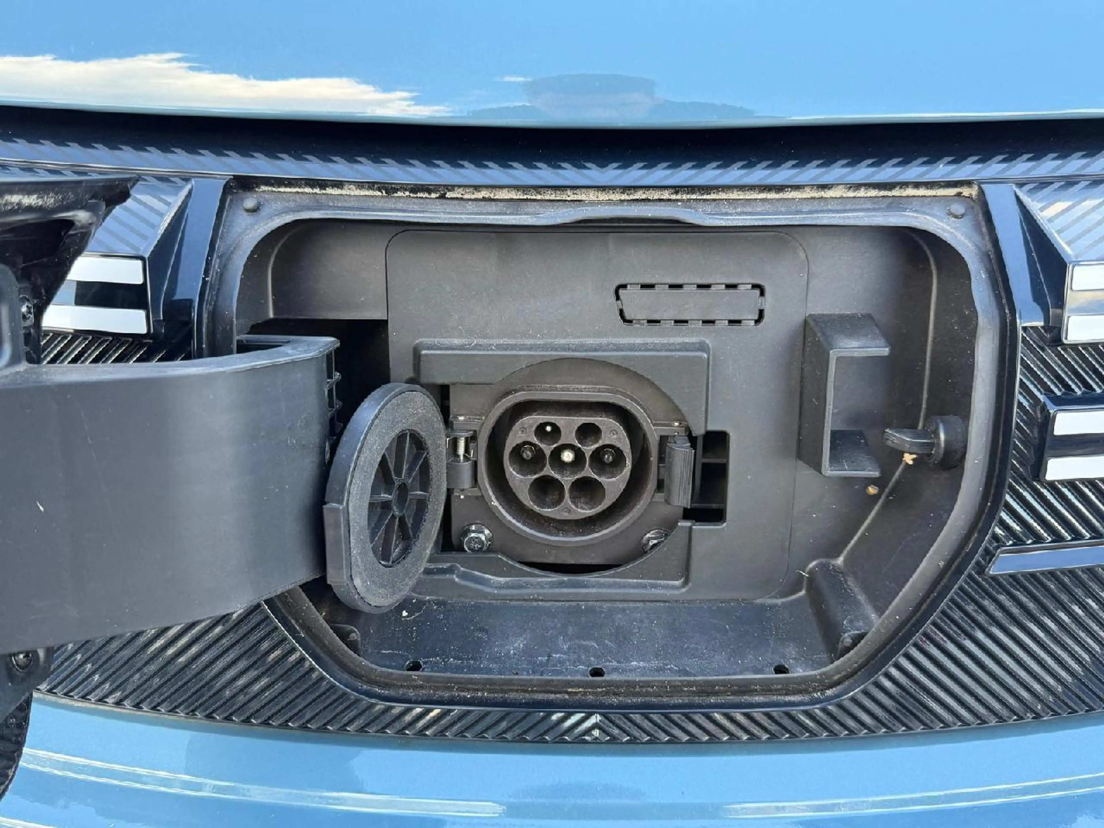 Dacia Spring Expression electric 65 — photo 15