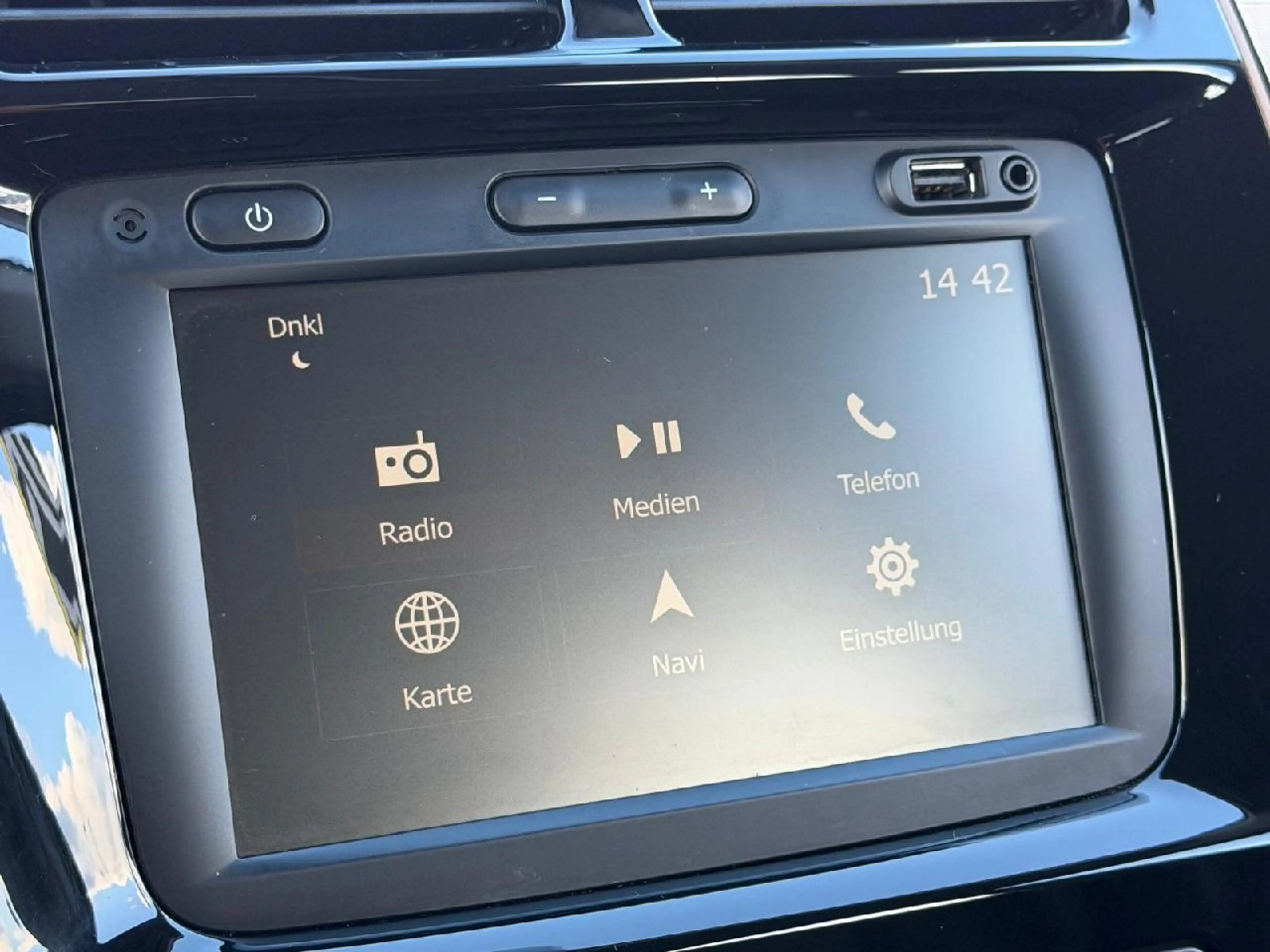 Dacia Spring Expression electric 65 — photo 12