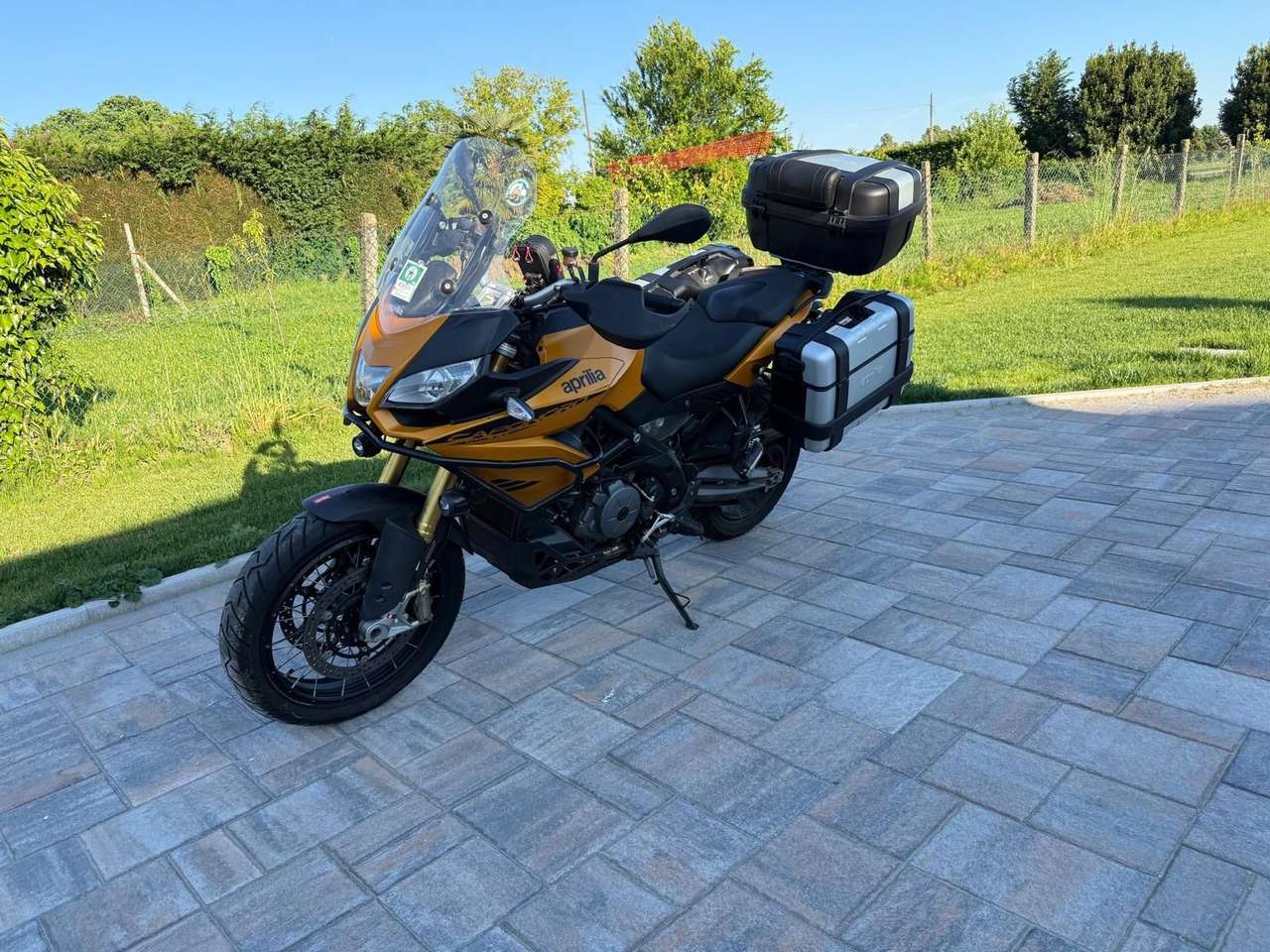 Aprilia Caponord 1200