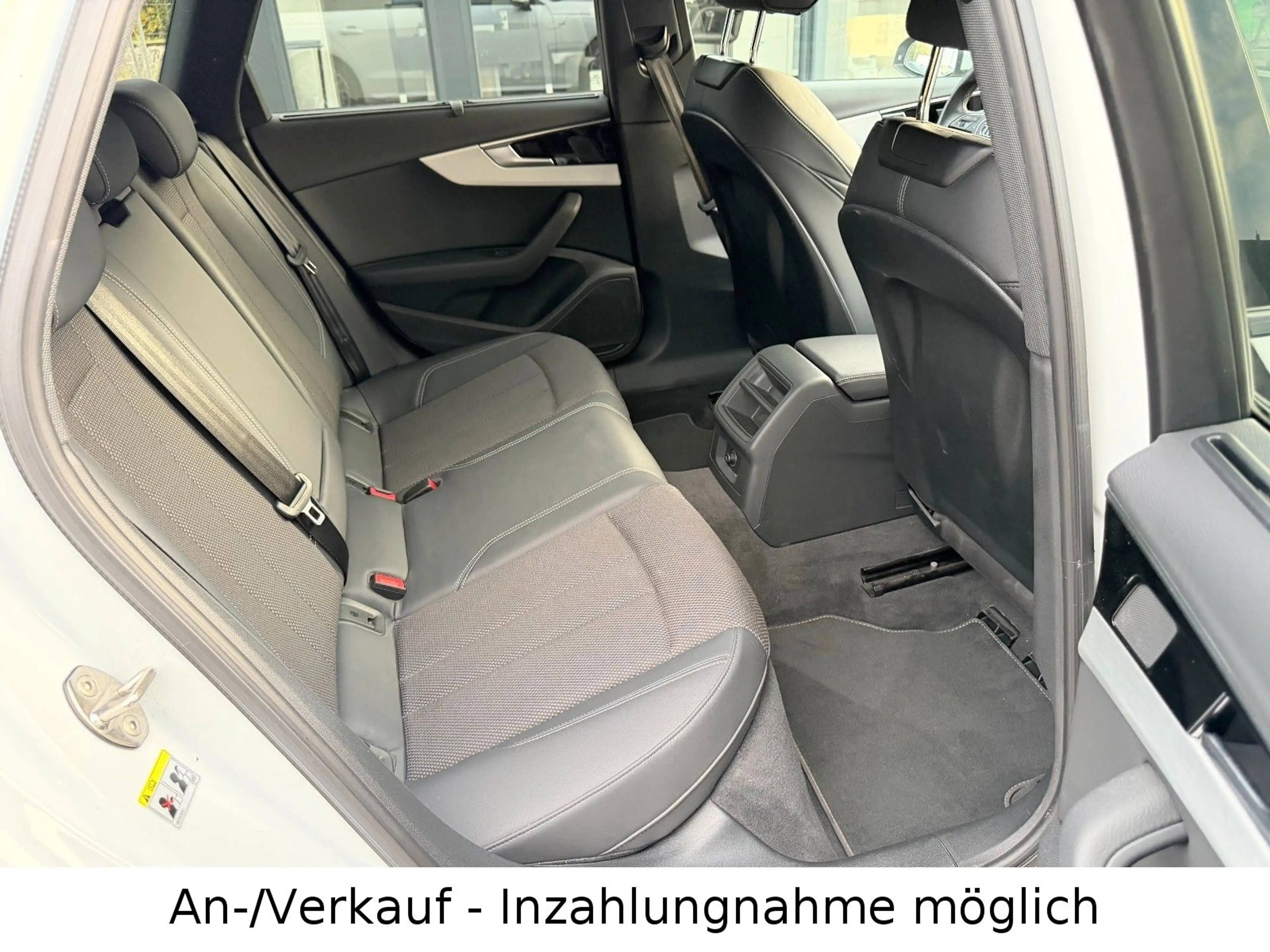 Audi A4 Avant 40 TDI S line | ACC | NAVI | AHK | LED — photo 11