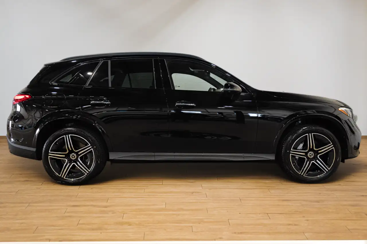 Mercedes-Benz GLC снимка Mercedes-Benz GLC