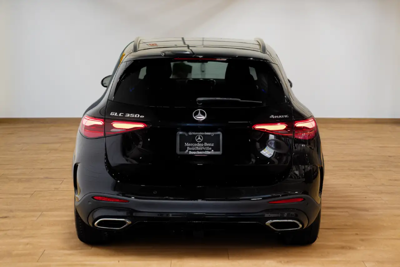 Mercedes-Benz GLC снимка Mercedes-Benz GLC