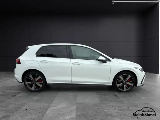 Volkswagen Golf view 8