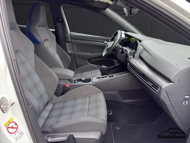 Volkswagen Golf view 13