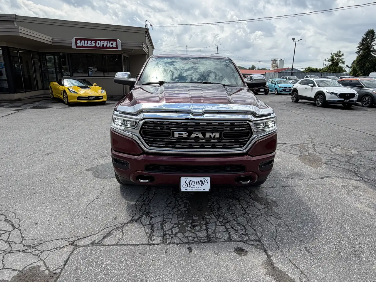RAM 1500 снимка RAM 1500
