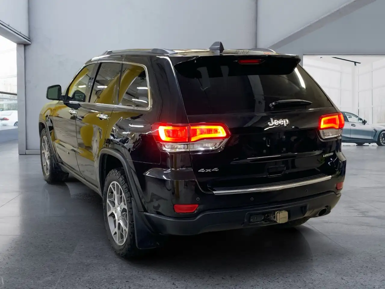 Jeep Grand Cherokee снимка Jeep Grand Cherokee