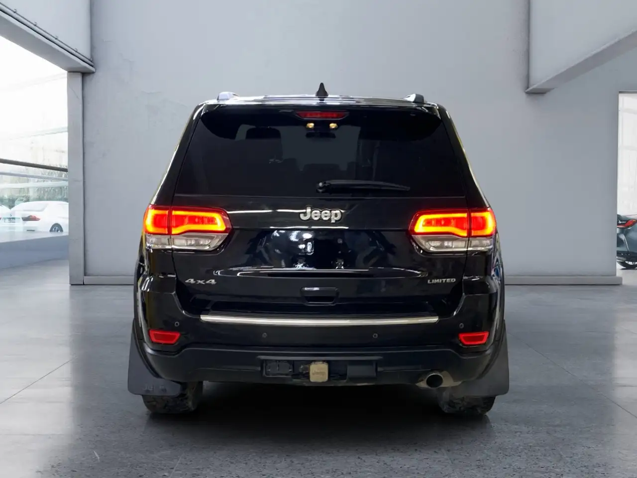 Jeep Grand Cherokee снимка Jeep Grand Cherokee