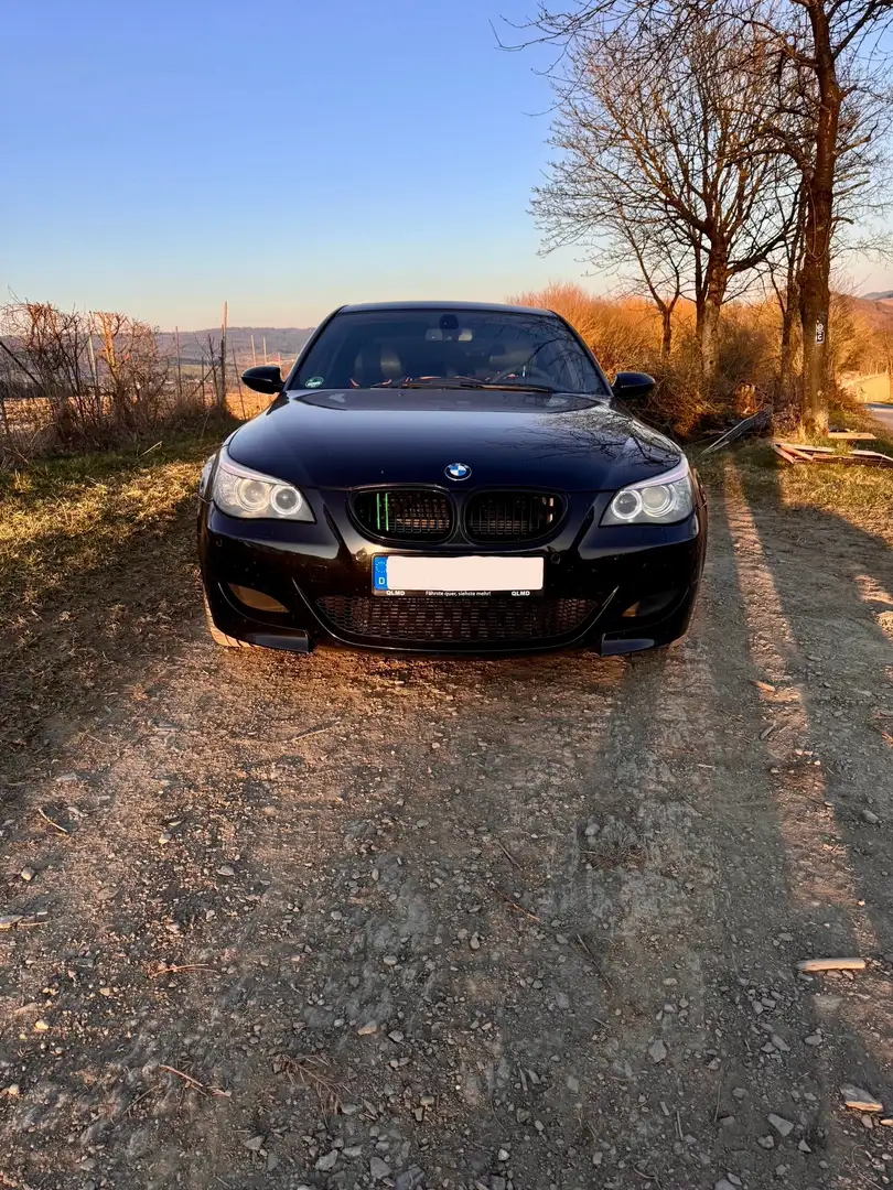 BMW M5 Basis Noir - 2