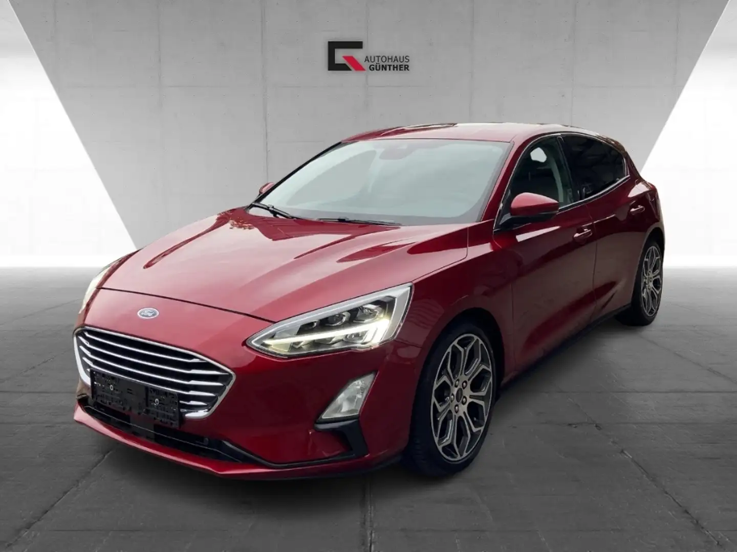 Ford Focus Titanium EcoBlue 1.5 AT Kamera Sitzhzg. Rot - 1
