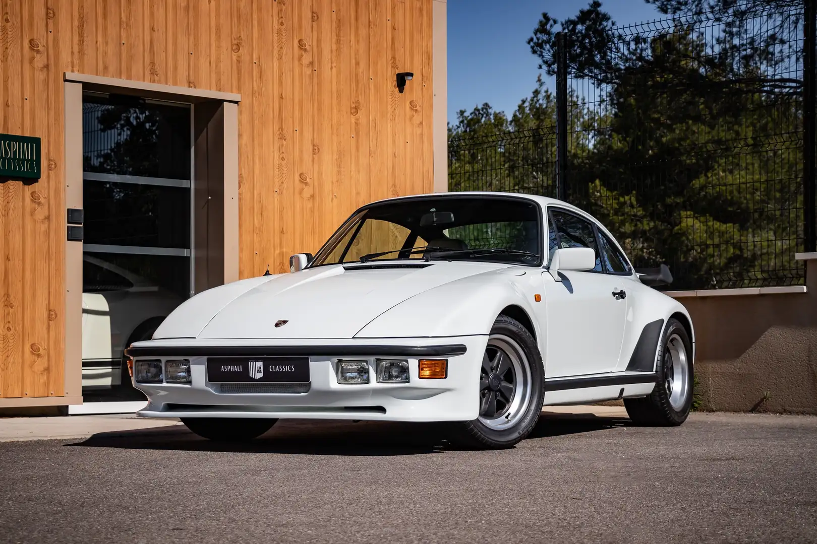 Porsche 911 930 Turbo Flatnose Blanc - 1