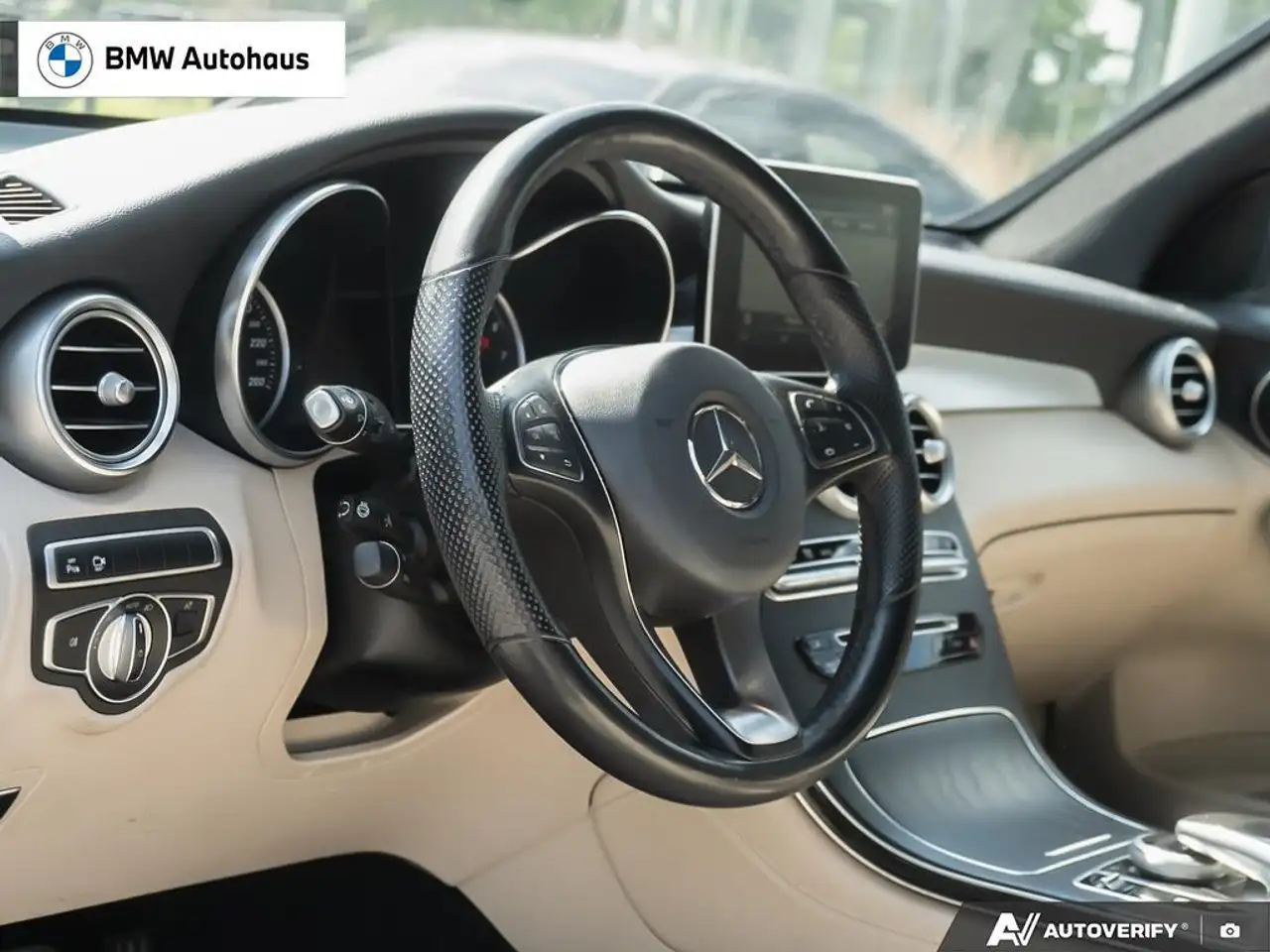Mercedes-Benz GLC photo Mercedes-Benz GLC