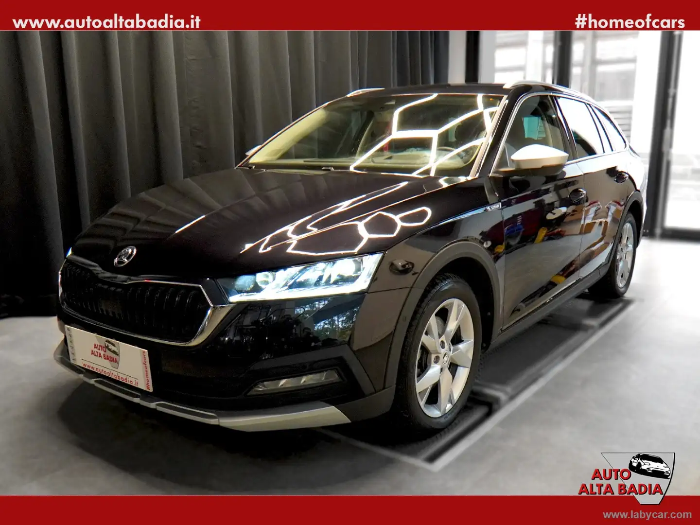 Skoda Octavia 2.0 TDI EVO SCR DSG 4x4 W. Scout | 200CV Noir - 1