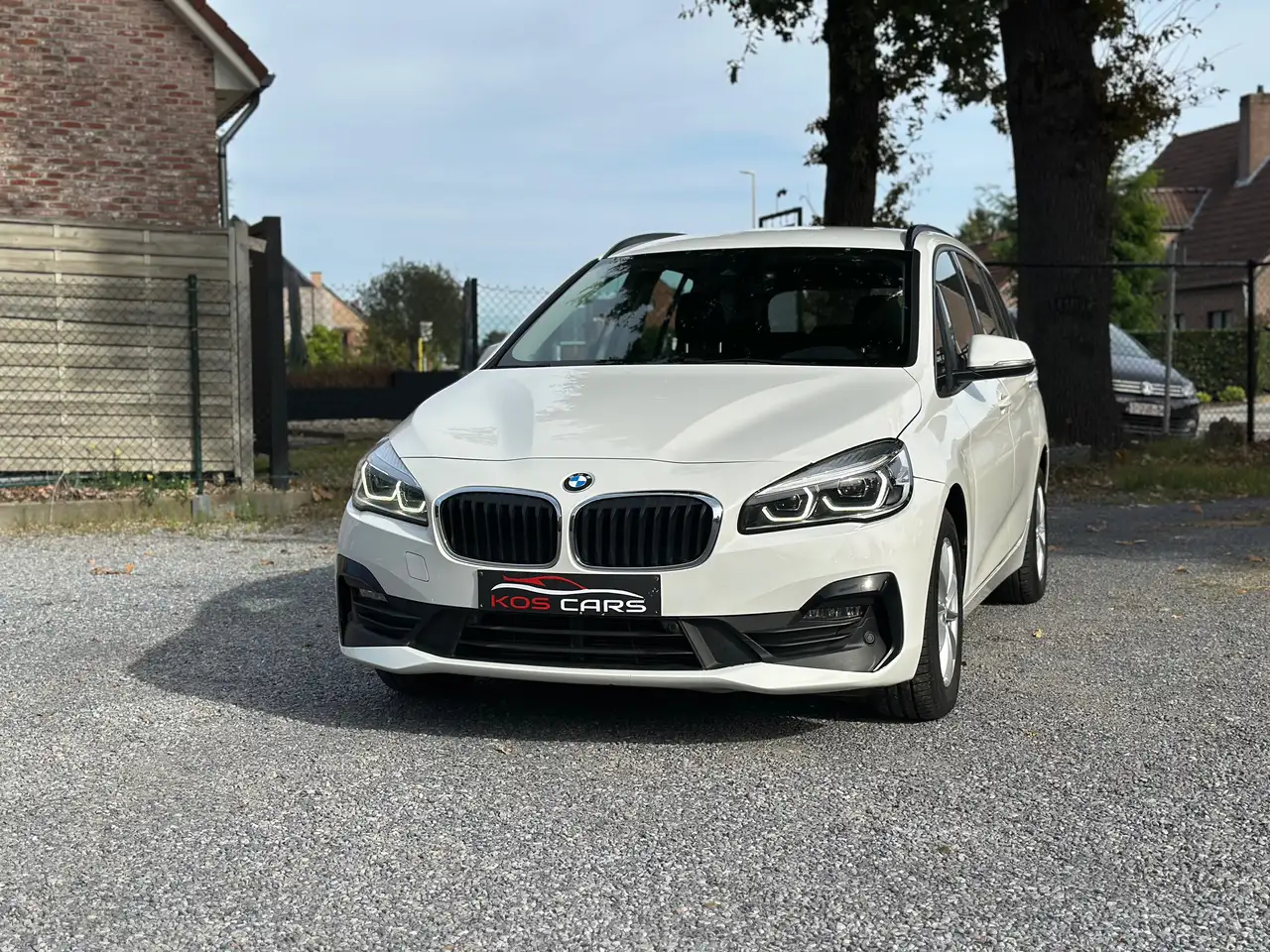 BMW 216