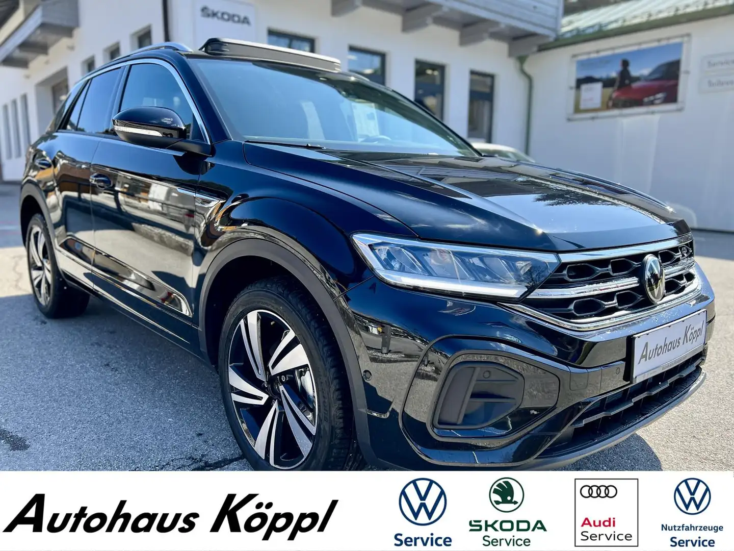 Volkswagen T-Roc 1.5 TSI DSG R-Line Pano AHK Navi 18" LED Schwarz - 1