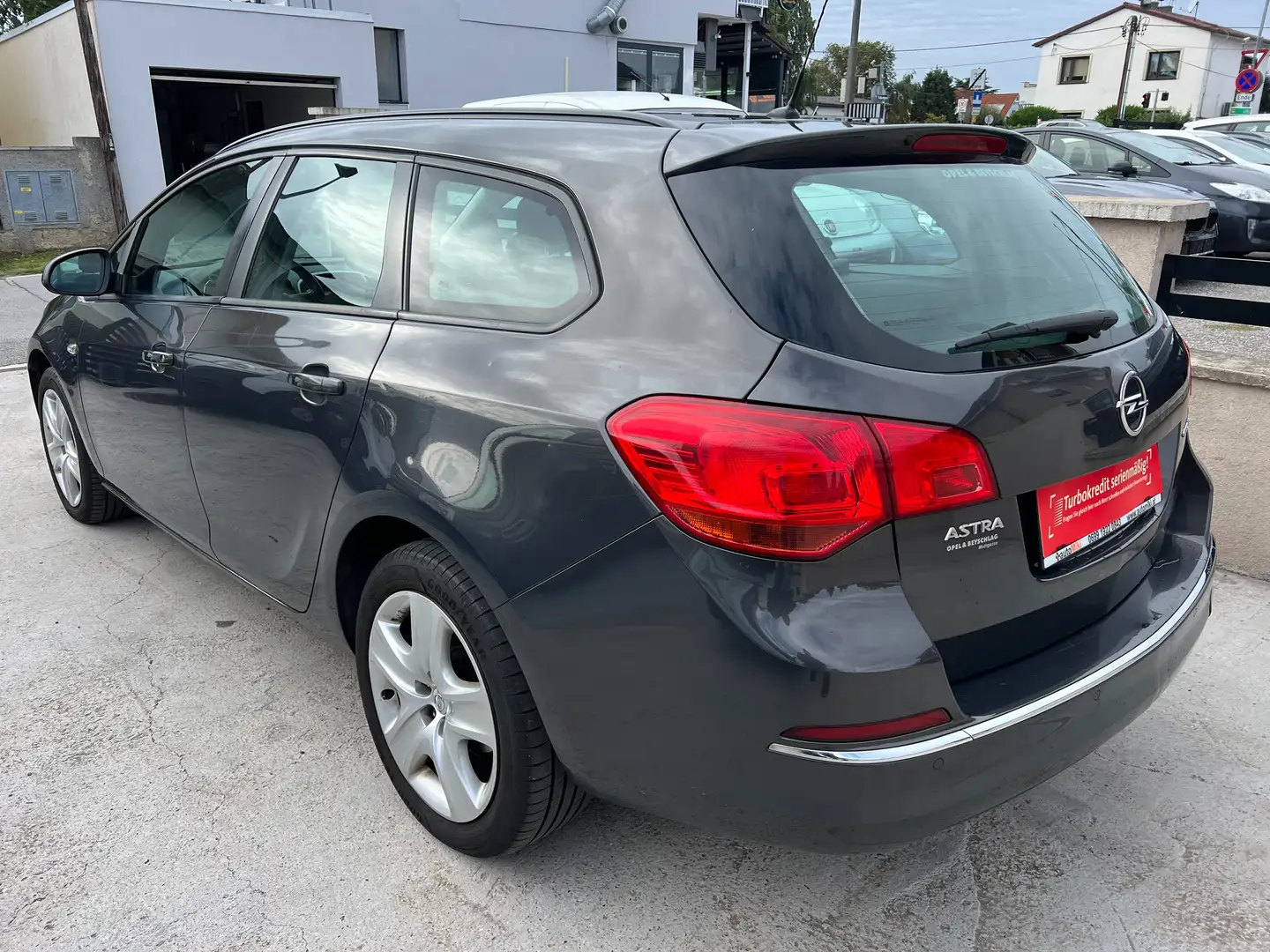 Opel Astra Selection Grau - 2