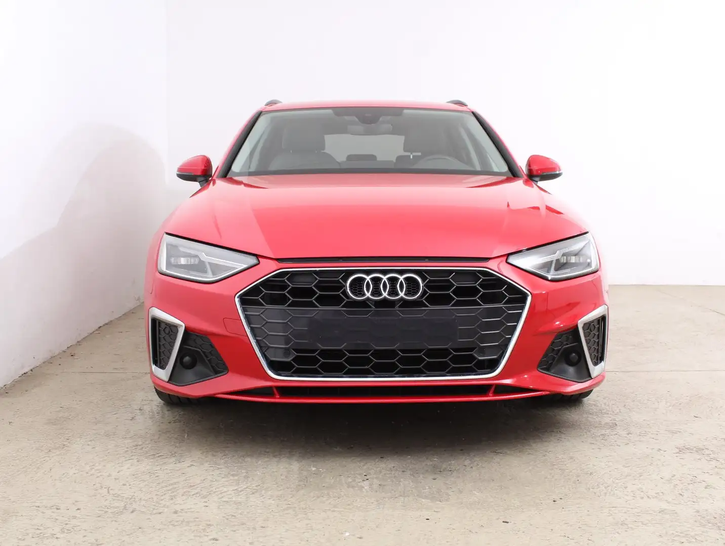 Audi A4 40 TDI S line Rot - 2