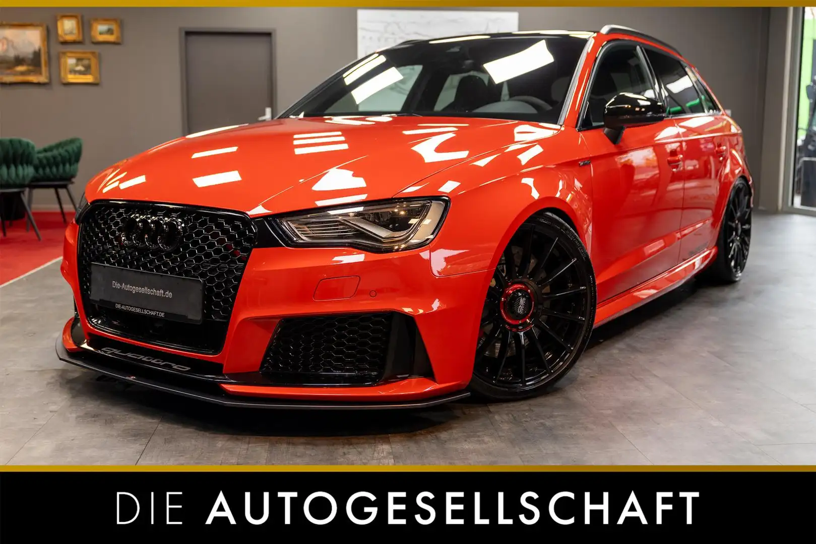 Audi RS3 2.5 TFSI quattro*MTM*LED*SCHALENSITZE*PANO* Rot - 1