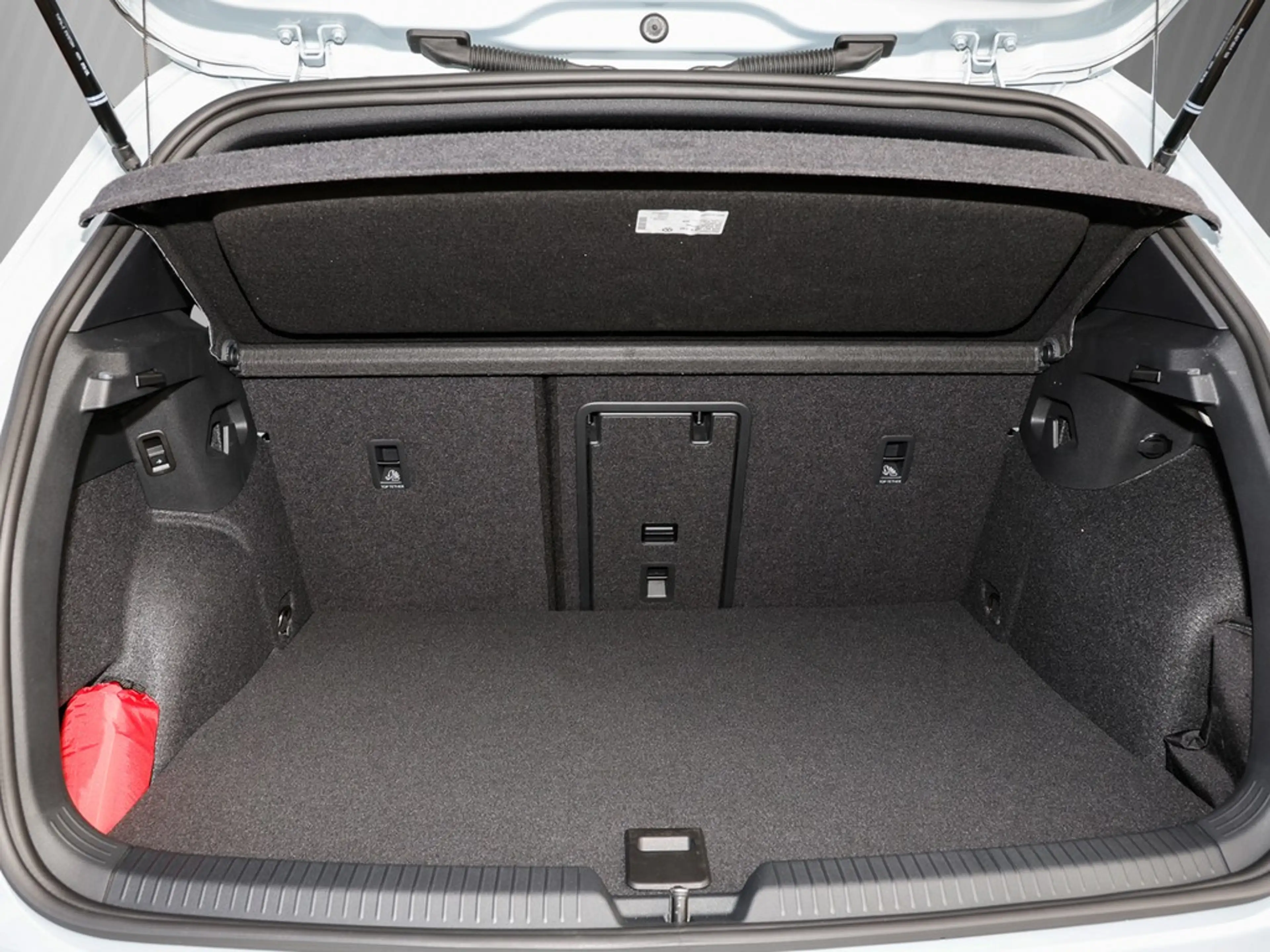 Volkswagen Golf GTE 1.5 TSI DSG eHybrid AHK/Navi/RFK — photo 7