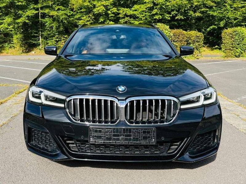 BMW 530 530 e M Sport — photo 12
