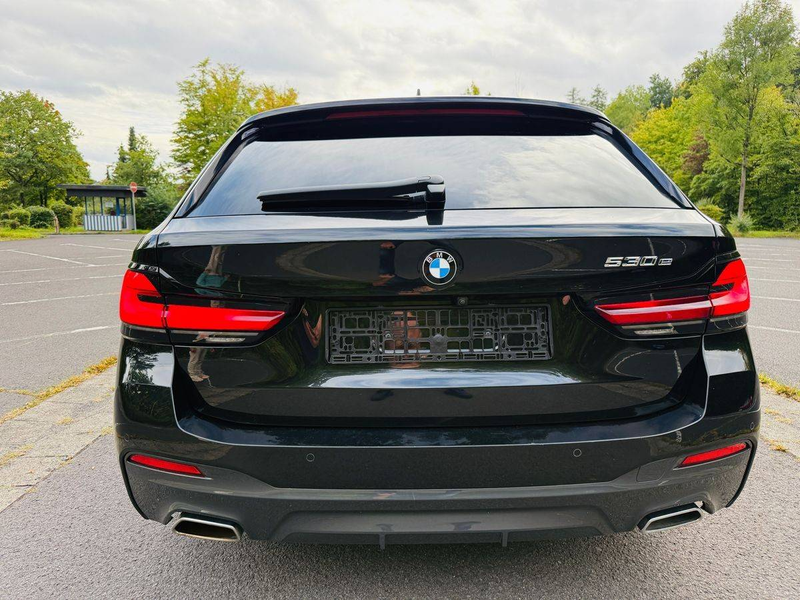 BMW 530 530 e M Sport — photo 6