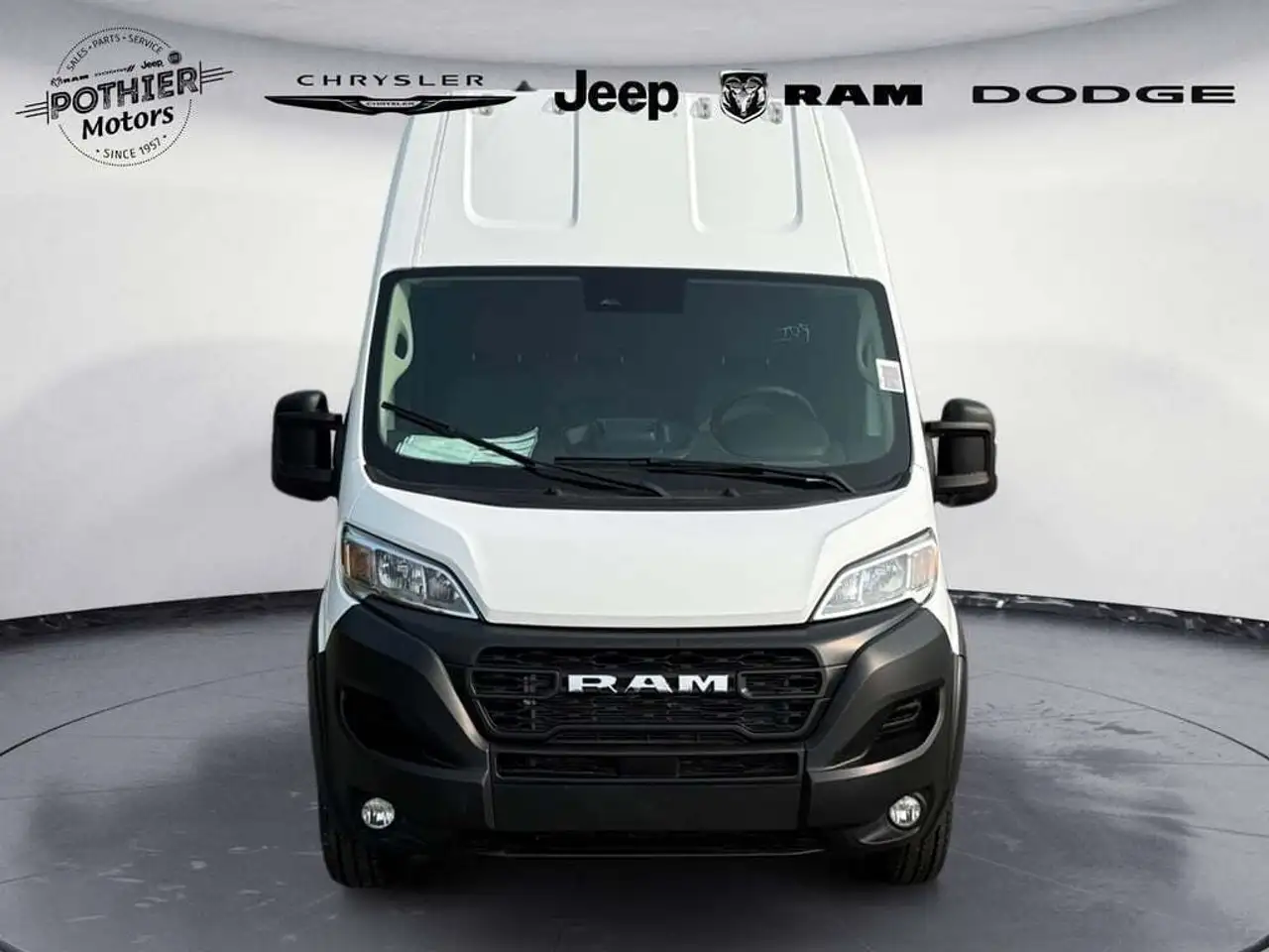 RAM ProMaster 3500 снимка RAM ProMaster 3500