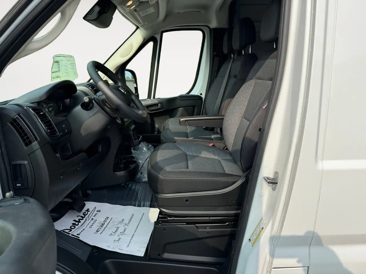 RAM ProMaster 3500 снимка RAM ProMaster 3500