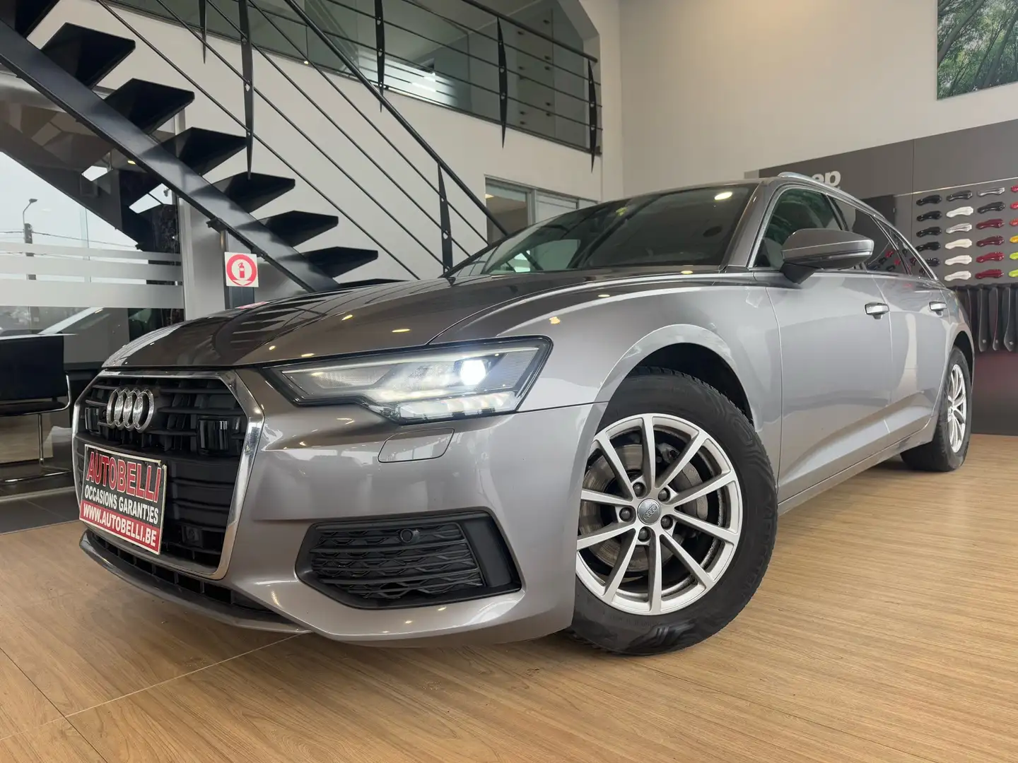 Audi A6 Avant 40 TDi S TRONIC**FULL LED**3 ECRAN**TVA!! Grau - 1
