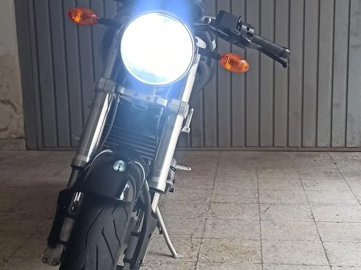 Ducati Monster S2R Černá - 1