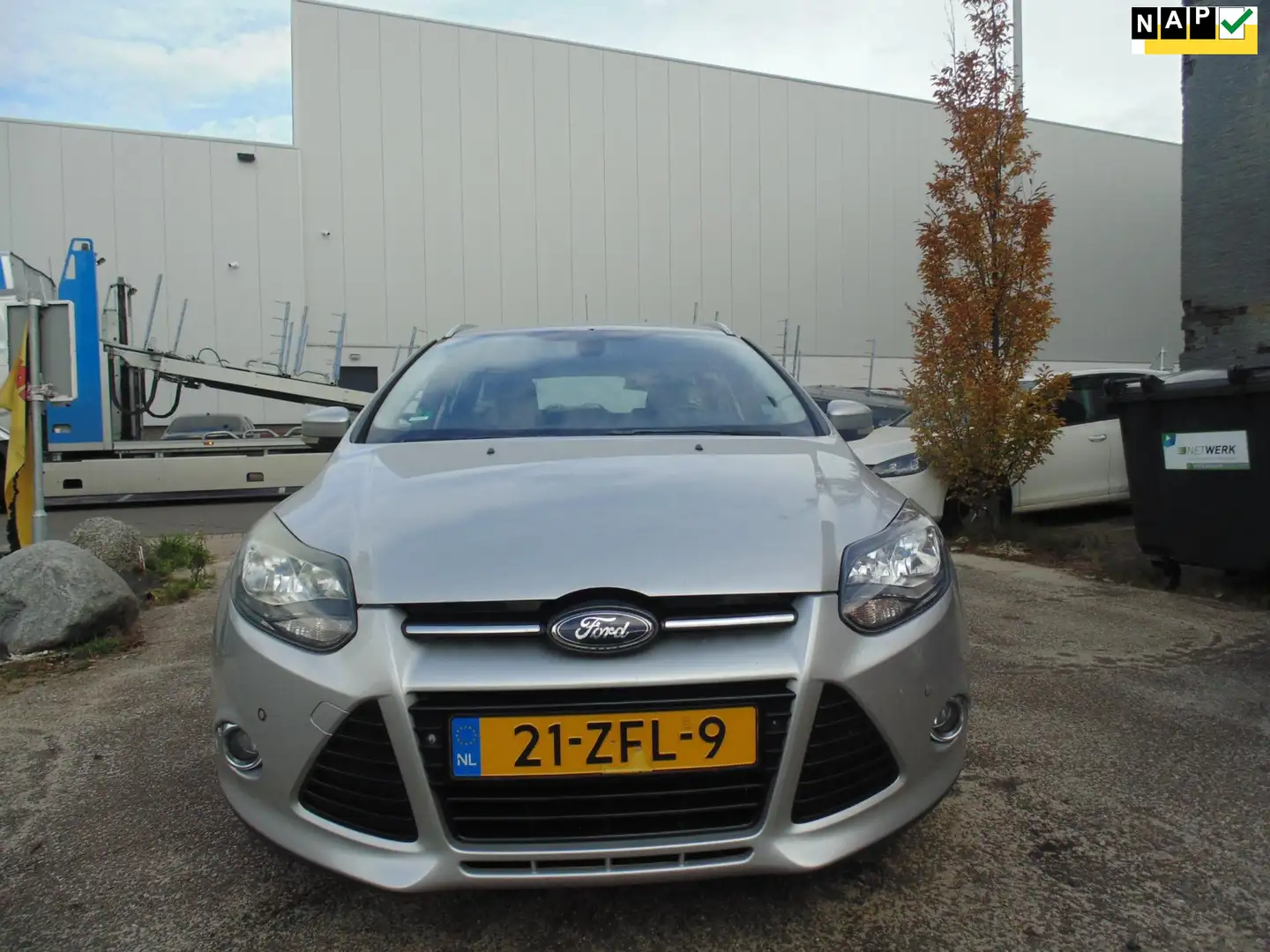 Ford Focus Wagon 1.0 EcoBoost Titanium 11-2012 Grau - 1