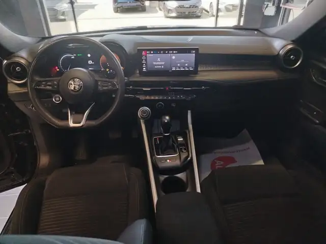 Alfa Romeo Tonale view 16