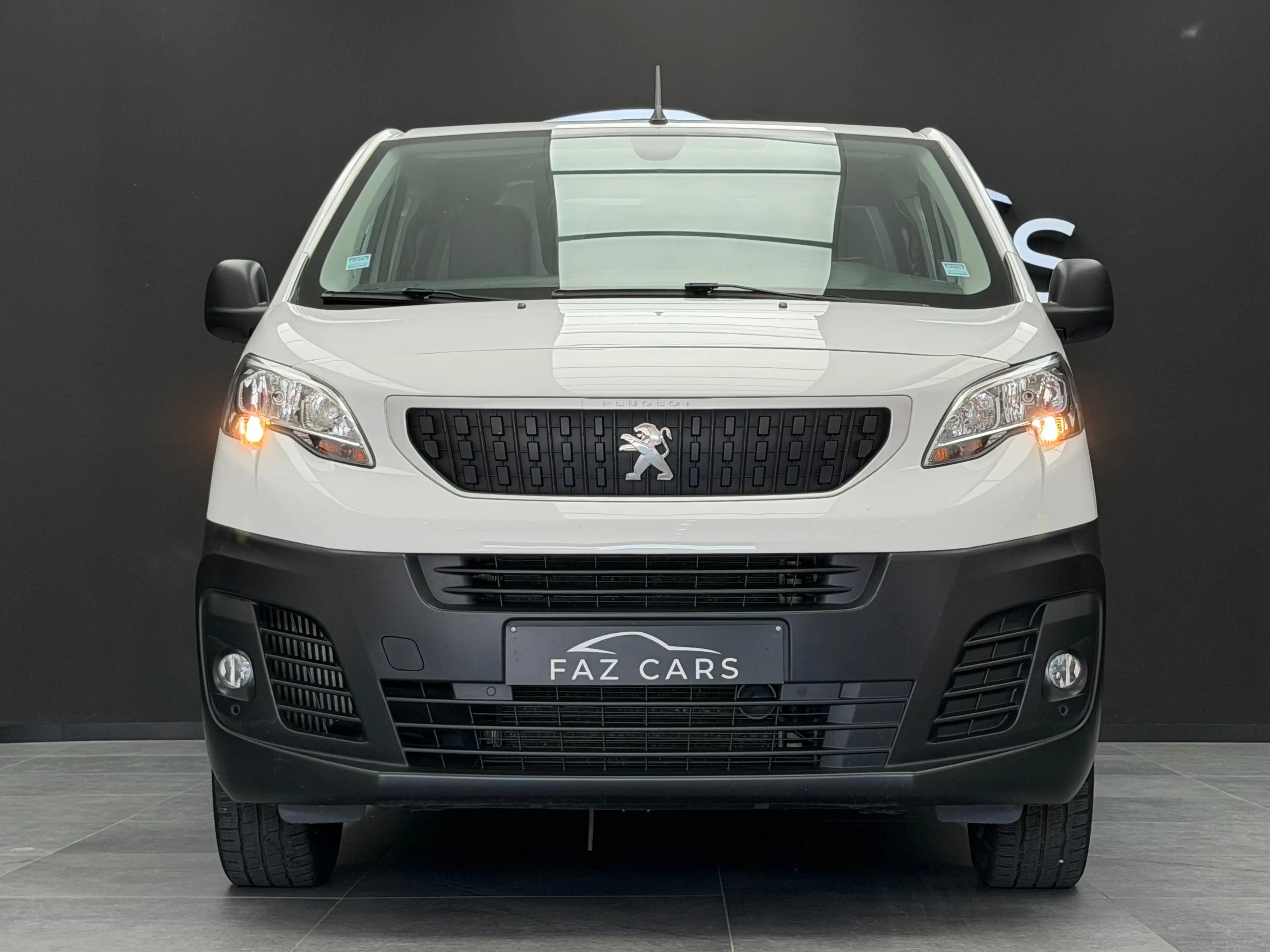 Peugeot Expert 2.0 BlueHDi * 1ER PROP + TVA + GARANTIE * — photo 3