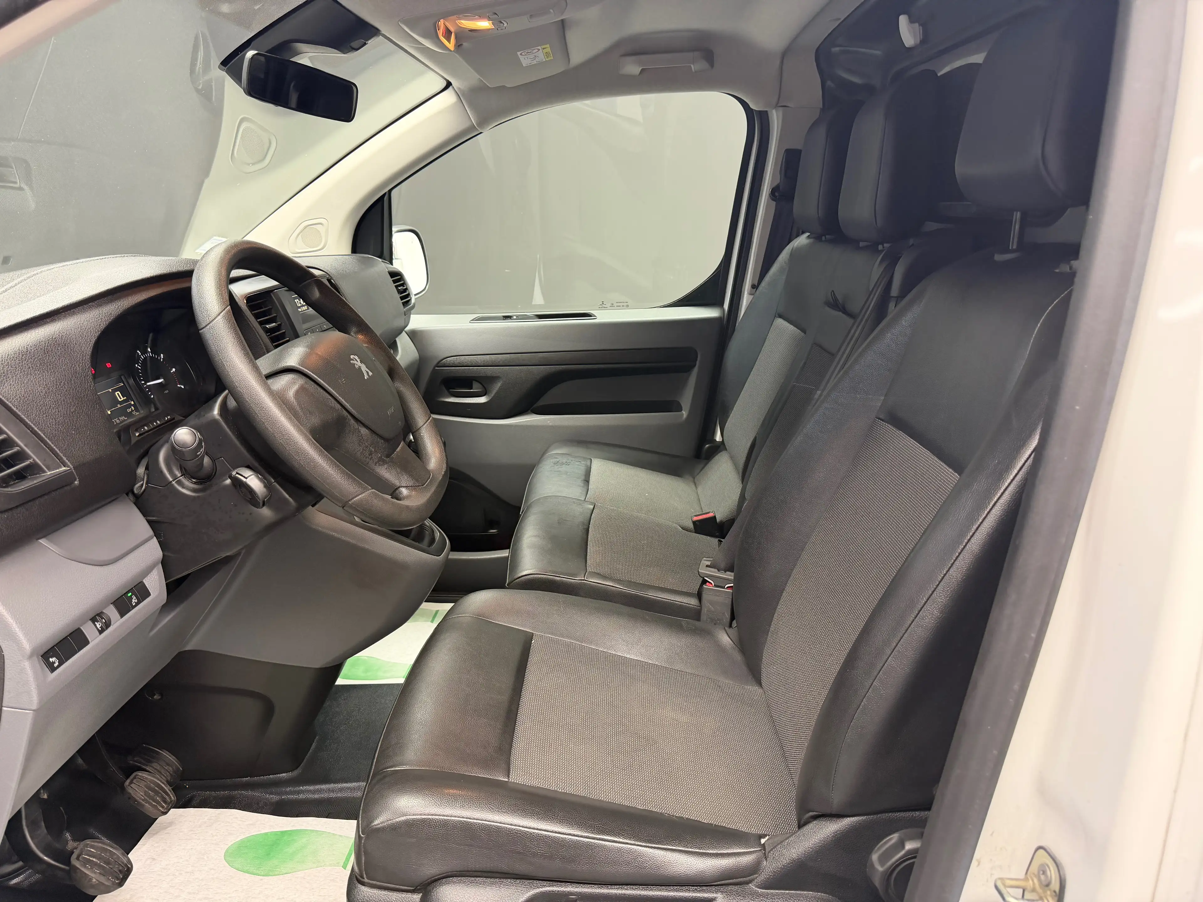 Peugeot Expert 2.0 BlueHDi * 1ER PROP + TVA + GARANTIE * — photo 10