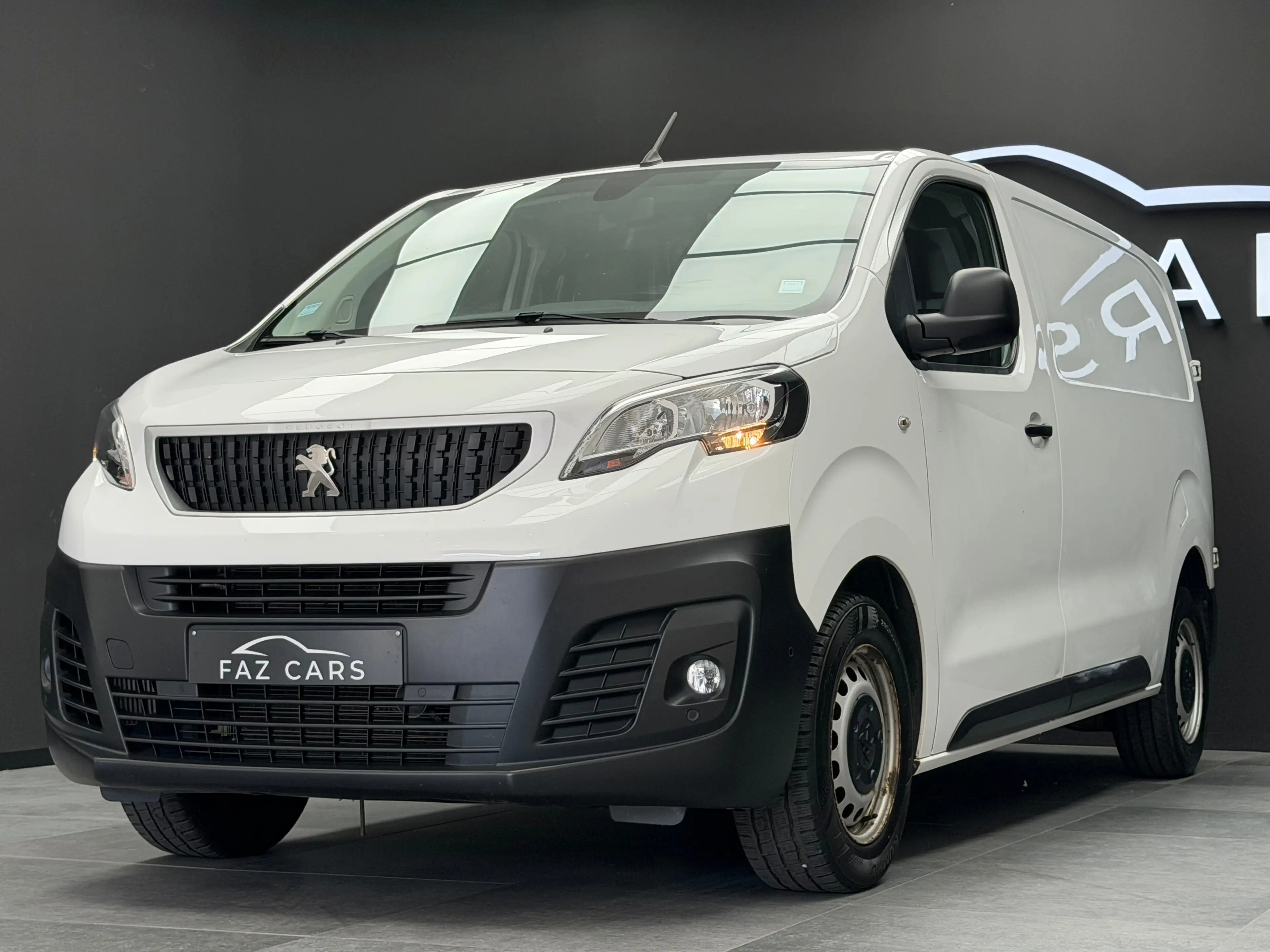 Peugeot Expert 2.0 BlueHDi * 1ER PROP + TVA + GARANTIE * — photo 2