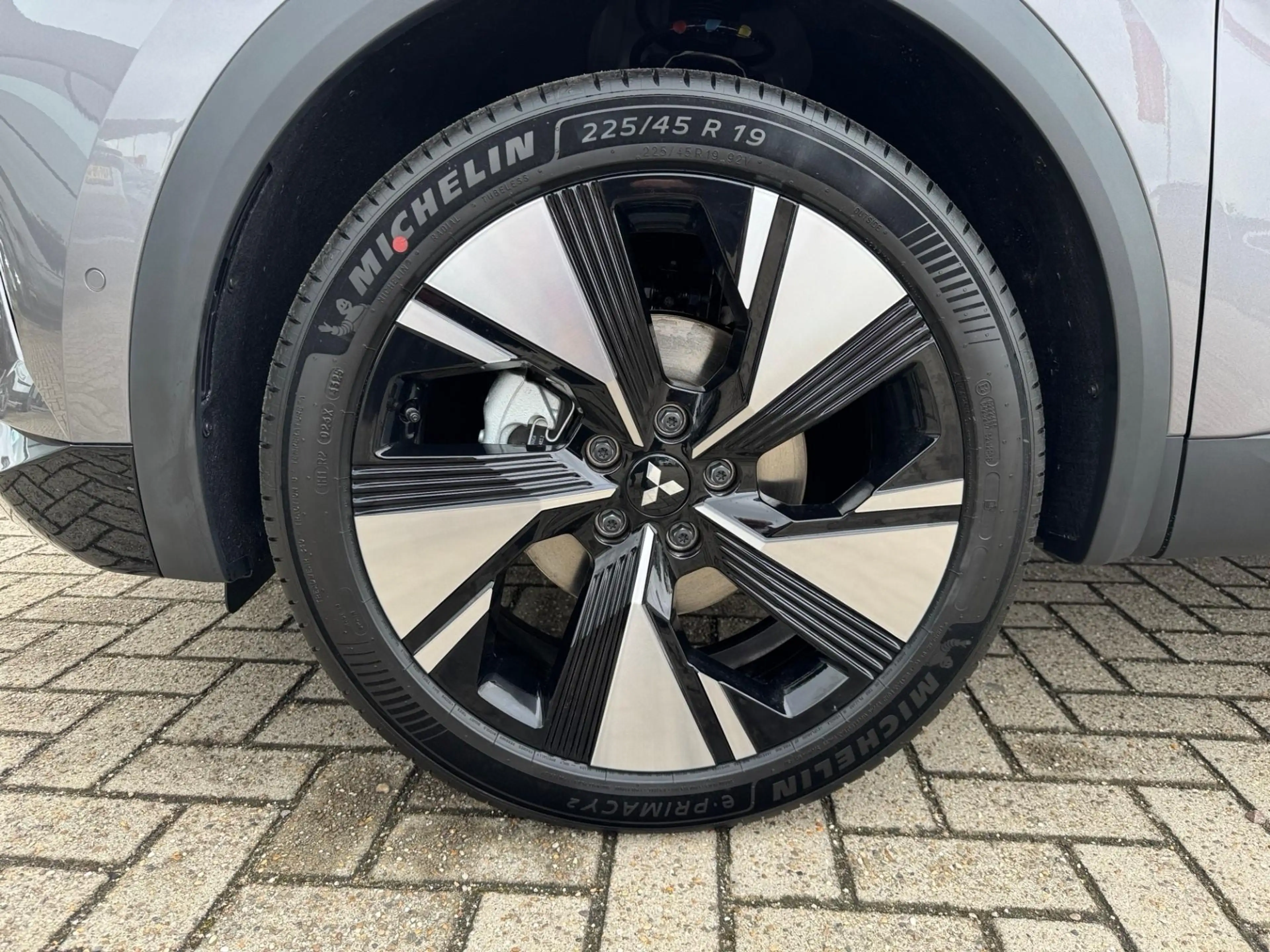 Mitsubishi Grandis 1.8 HEV First Edition Mengelers Actieprijs € 40.29 — photo 10