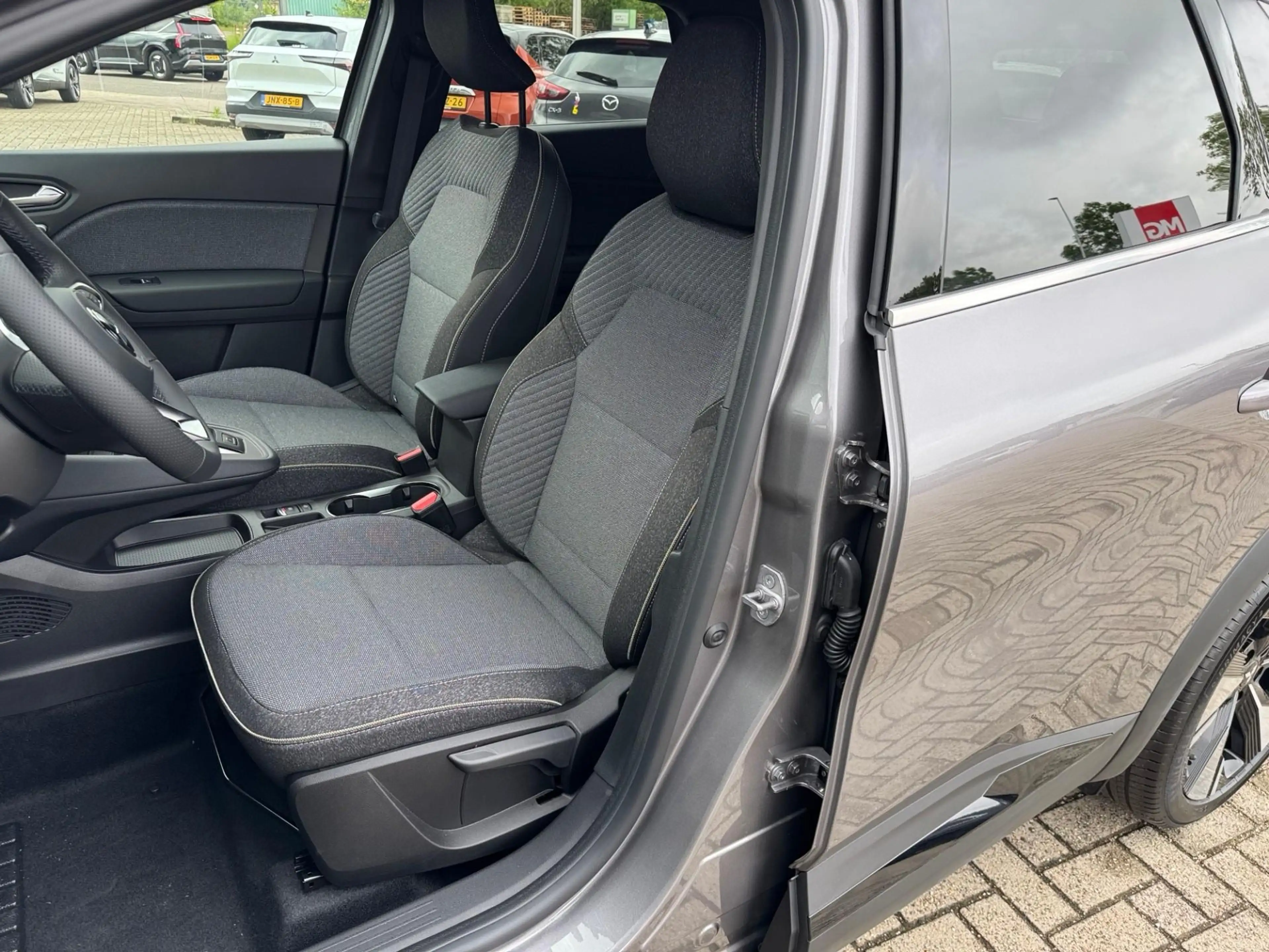 Mitsubishi Grandis 1.8 HEV First Edition Mengelers Actieprijs € 40.29 — photo 11