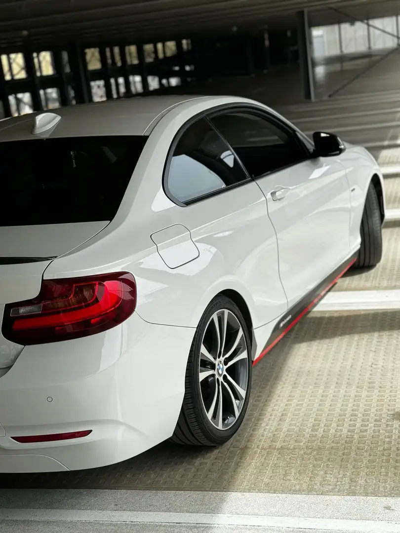 BMW 220 220d Coupe Sport Line Blanc - 1