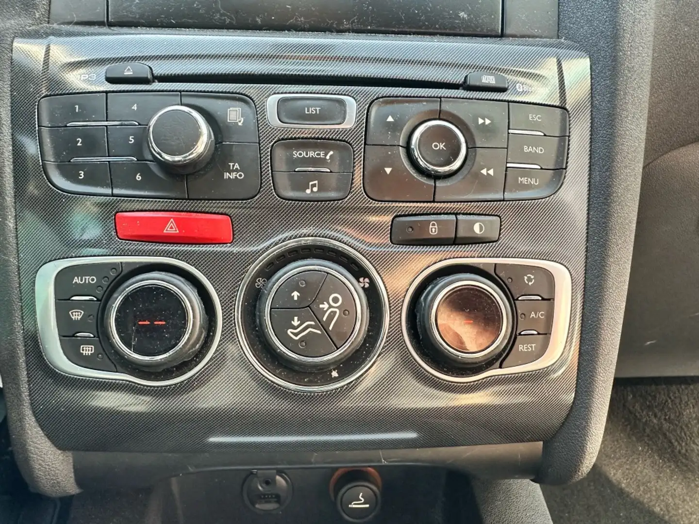 Citroen C4 1.6 VTi Tendance Grijs - 2