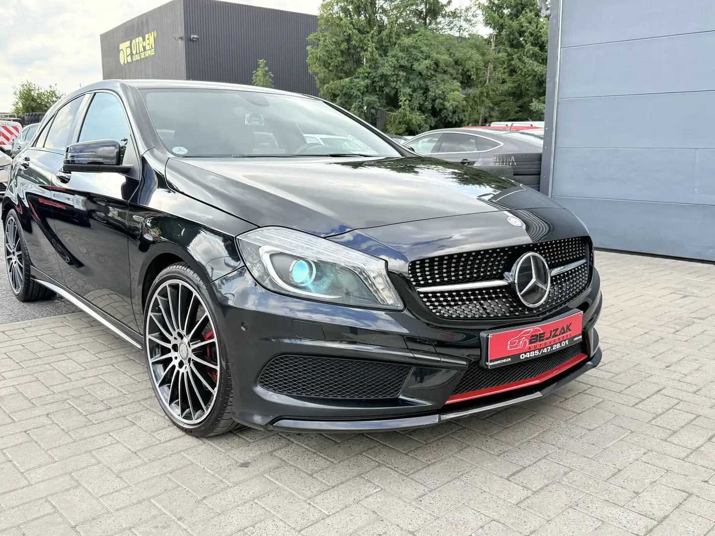 Mercedes-Benz A 250 sport 211PK AMG Line 1j garantie prachtige wagen - 2