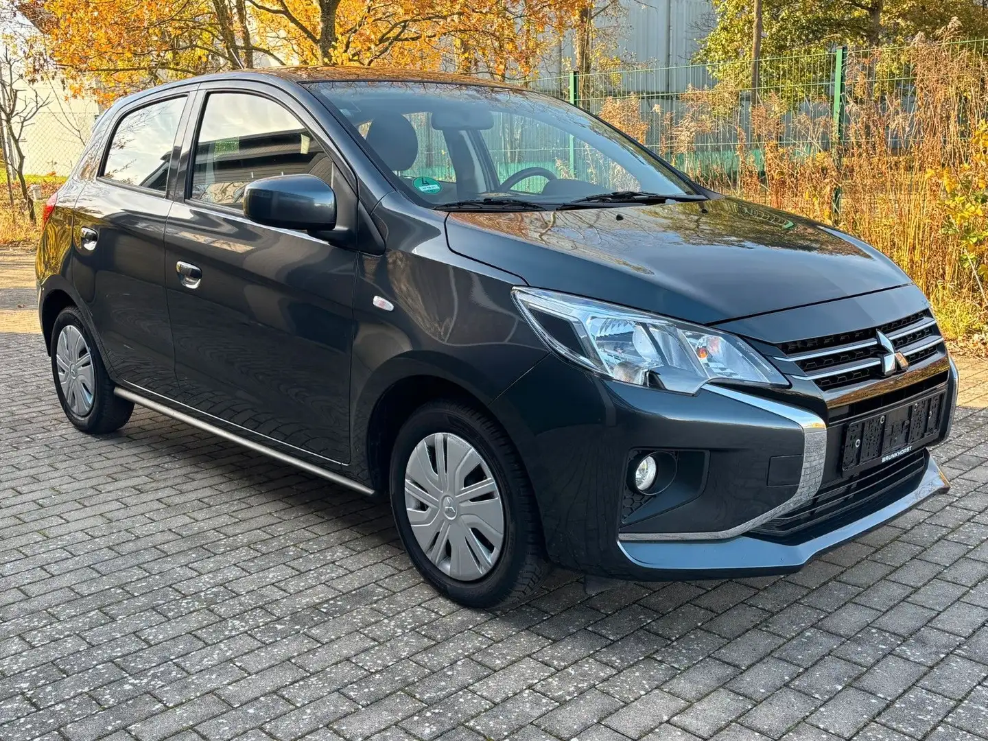 Mitsubishi Space Star 1.2 SELECT+ CARPLAY Klima Garantie+ Grau - 1